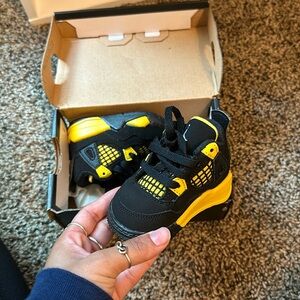 Baby shoes